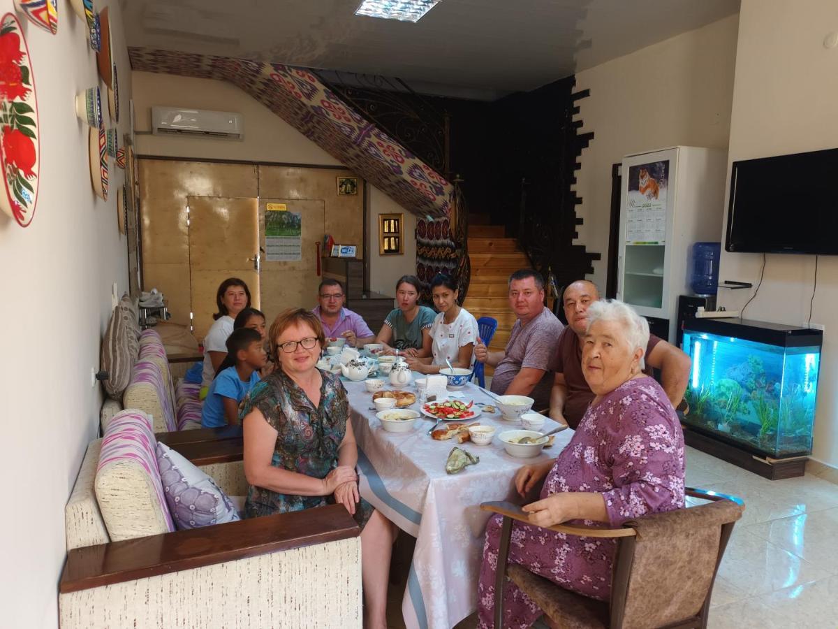 Uzbegim Family Guest House Bukhara Esterno foto