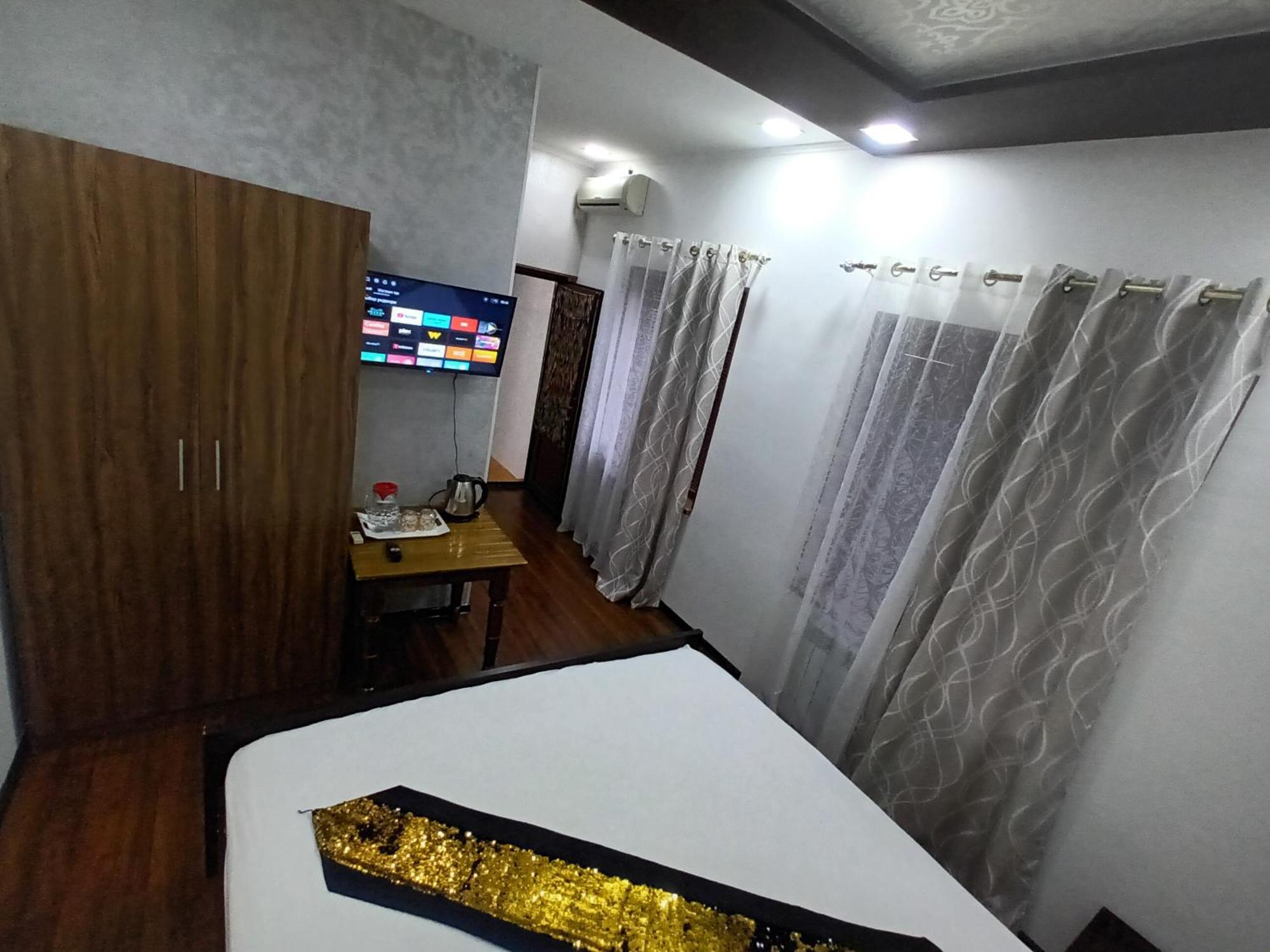 Uzbegim Family Guest House Bukhara Esterno foto