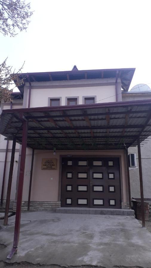 Uzbegim Family Guest House Bukhara Esterno foto